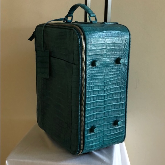 ❌SOLD❌NANCY GONZALEZ Trolley Wheeled Suitcase - Picture 5 of 8